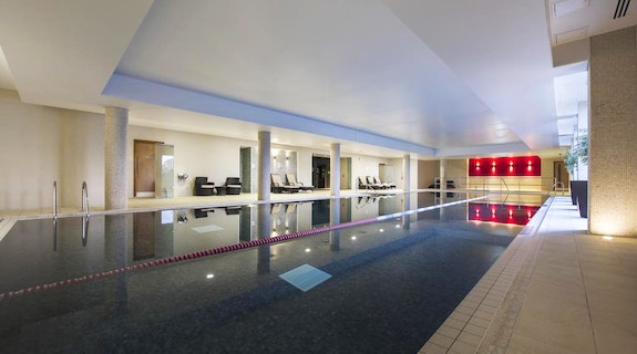 Bicester Hotel Golf & Spa Swimming Pool