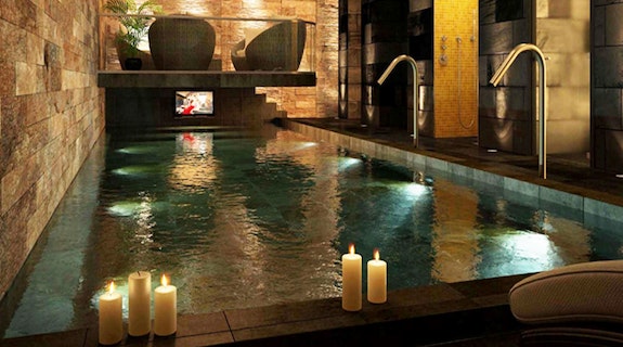 DoubleTree by Hilton Hotel and Spa Liverpool Candlelit Pool